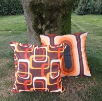 Retro kussenhoes Wallace bruin 45 x 45 cm