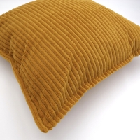 Corduroy kussenhoes piping oker | 45 x 45 cm