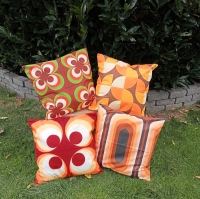 Retro kussenhoes Arthur rood 45 x 45 cm